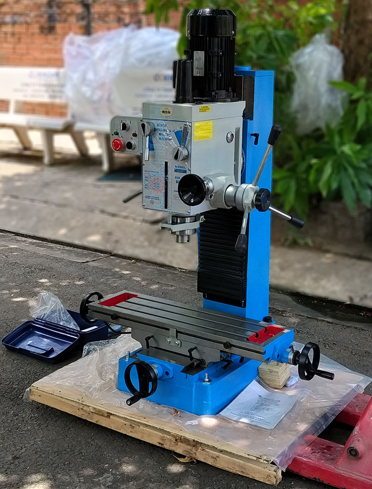 Máy khoan phay ZX7045 hiệu WDDM