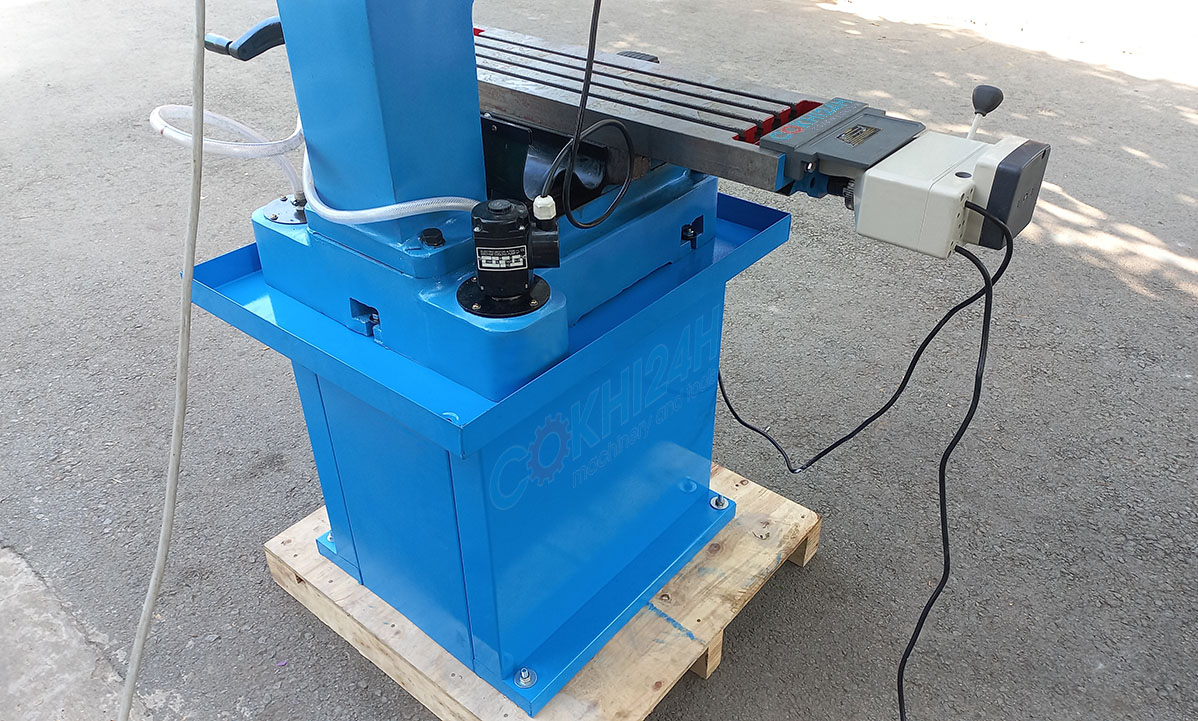 Chân đế của ZX7045B